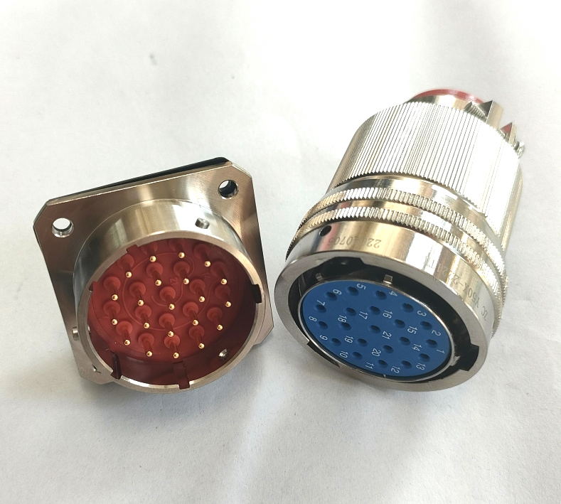 Y50X-2221TK2 圓形10A密封j9九游会真人游戏第一品牌插頭